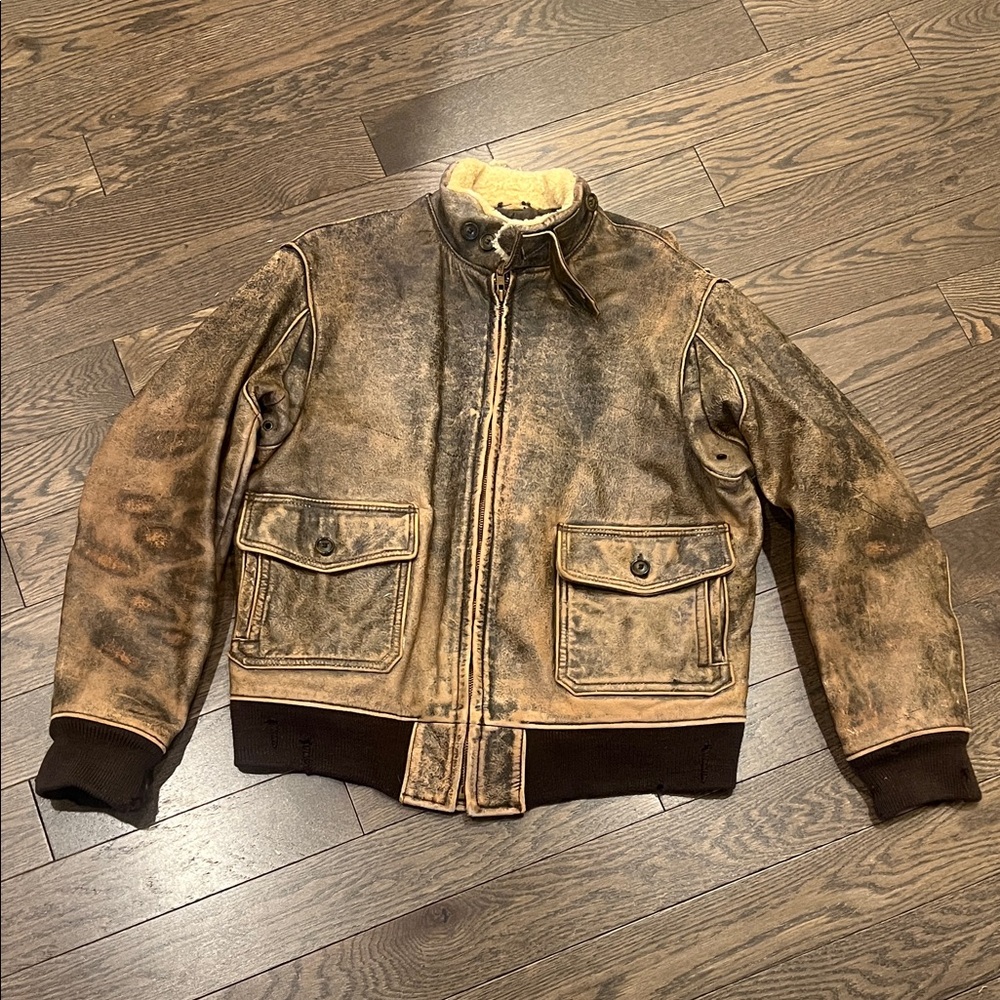 Vintage Distressed Leather Bomber Jacket USA A2 Shearling Collar Flight Jacket